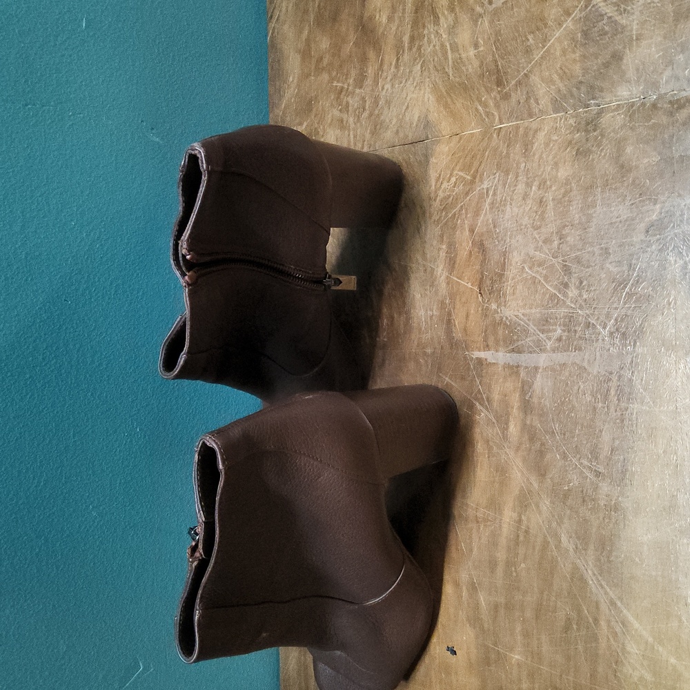 Vince Open Toe Heels - image 4